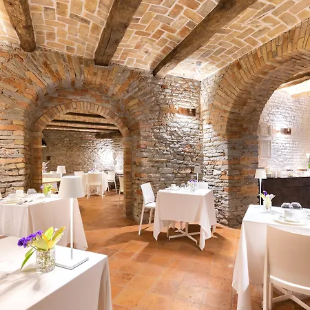 Relais Del Borgo 3*
