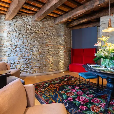 Relais Del Borgo カネッリ