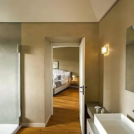 Relais Del Borgo منتجع