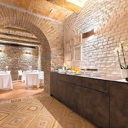 Relais Del Borgo 3*
