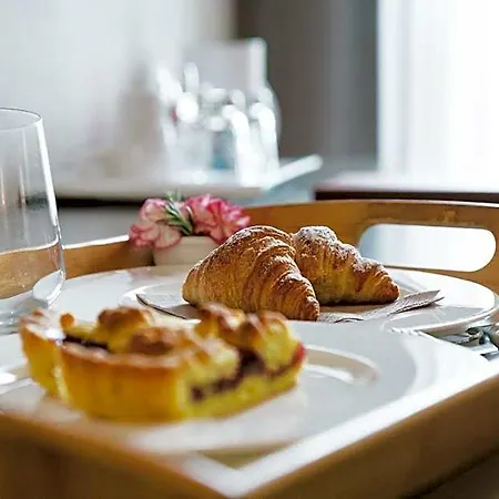منتجع Relais Del Borgo كانيلي
