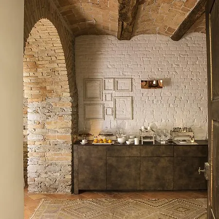 Relais Del Borgo Üdülőközpont Canelli