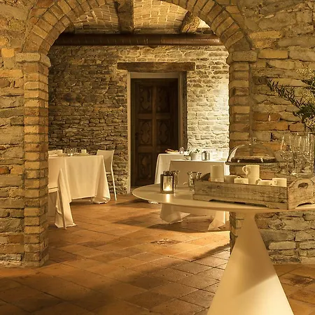 Relais Del Borgo Resort Canelli