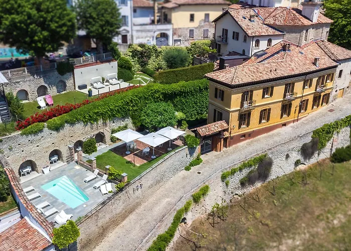 Relais Del Borgo 3* Canelli